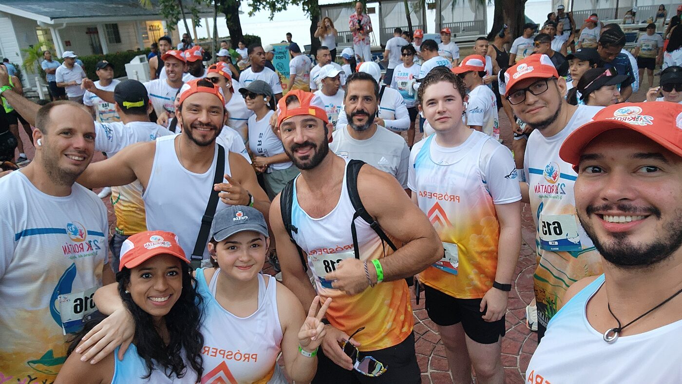 Community race day in Próspera