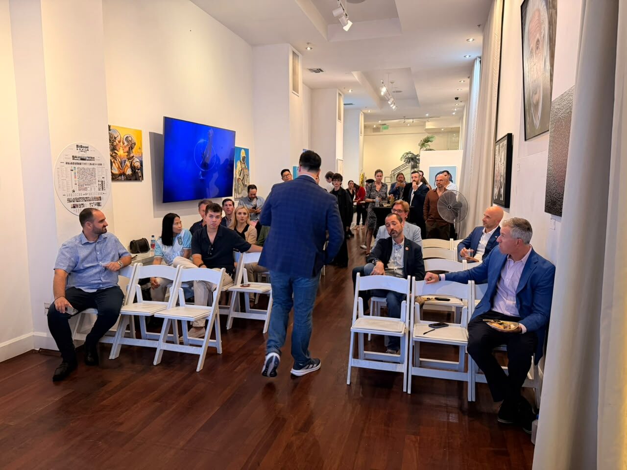 Business leaders at the Próspera evening in Miami